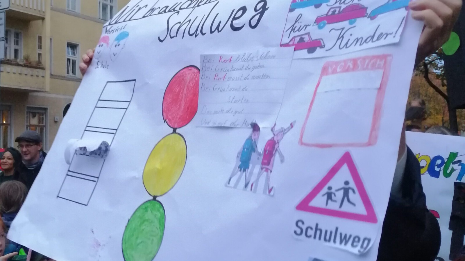 Dossier: Ihr Kinderlein kommet - Schulwegsicherheit am Humannplatz